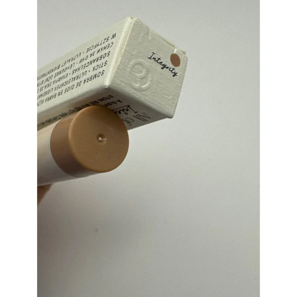 Rare Beauty All of the Above Weightless Eyeshadow Stick Integrity Shimmer Bronze